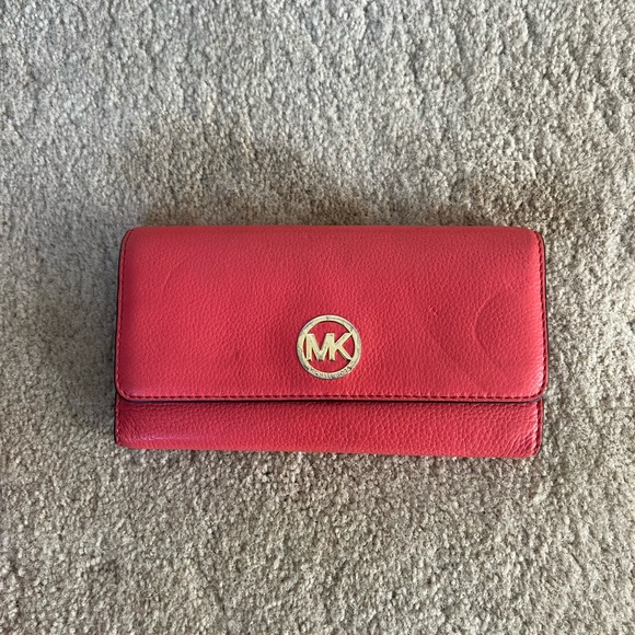 Michael Kors Handbags - Michael Kors Coral Leather Wallet